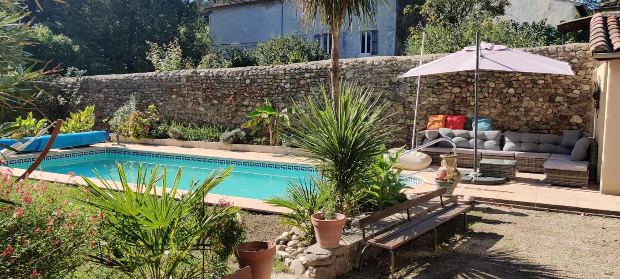 St Jean Du Gard : Spacious Apartment With Use Of Pool Saint-Jean-du-Gard Eksteriør billede
